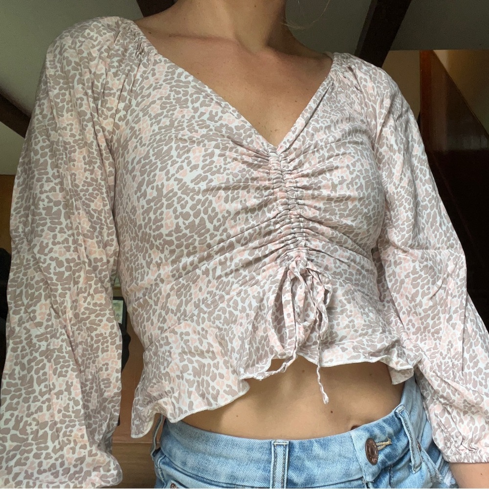 Adjustable tie front long sleeve T